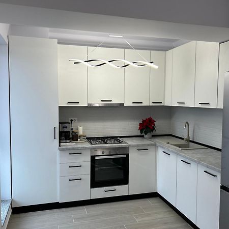 Apartament Raira 크라이오바 외부 사진